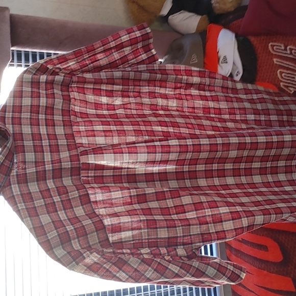 Puritan, size Medium - Picture 3 of 3